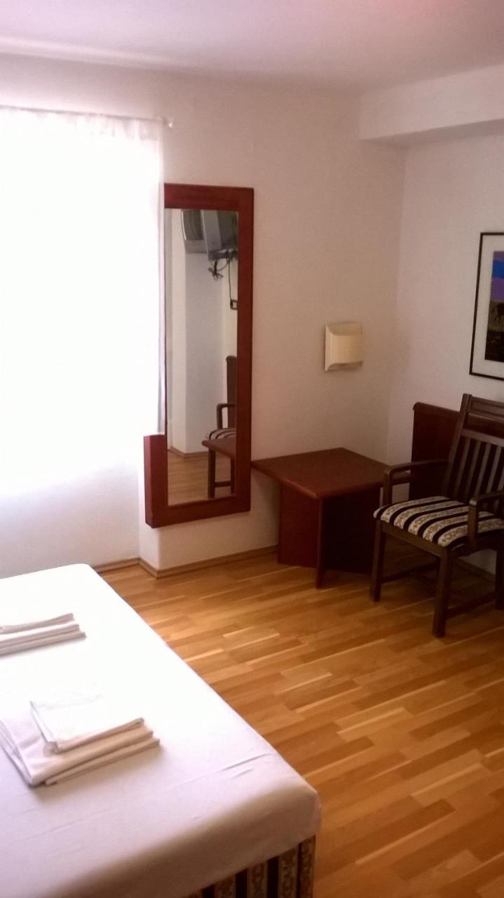 Villa Mozart Veli Lošinj Eksteriør billede