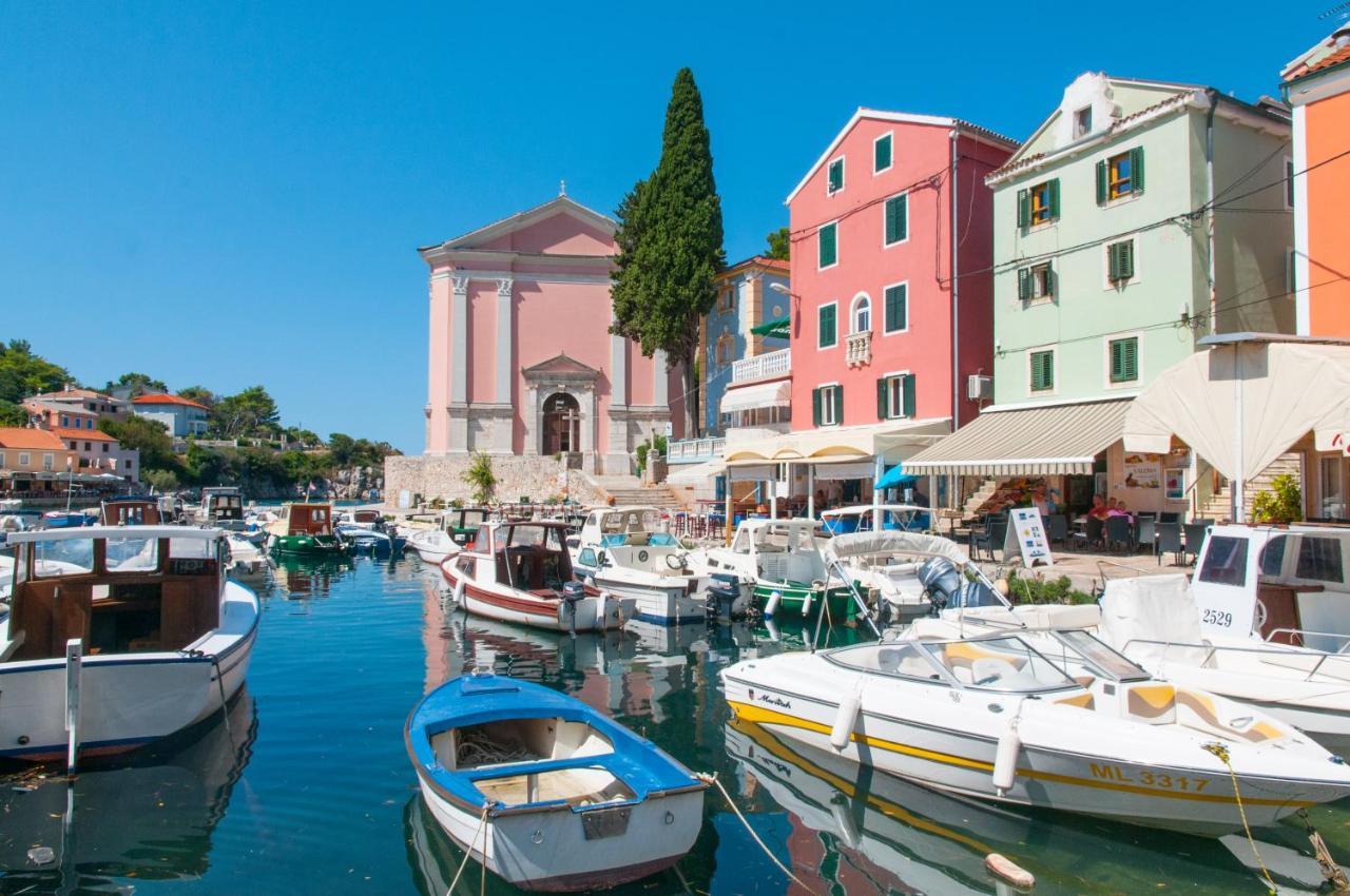 Villa Mozart Veli Lošinj Eksteriør billede