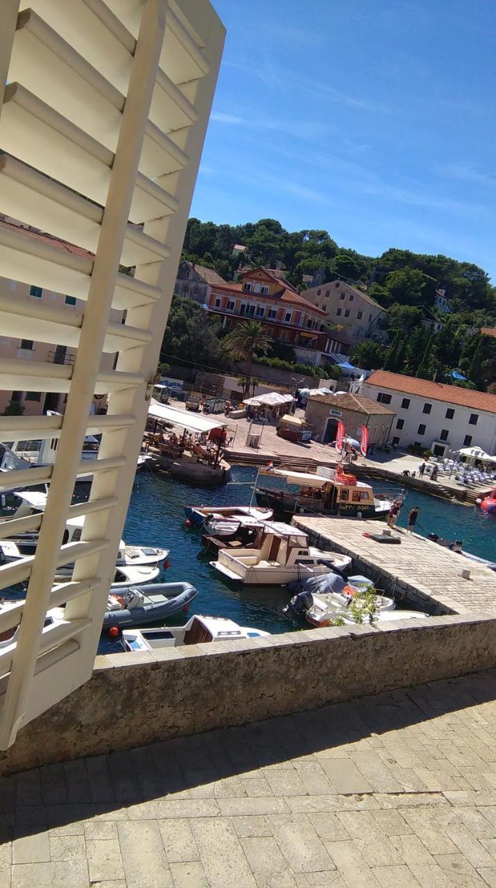 Villa Mozart Veli Lošinj Eksteriør billede